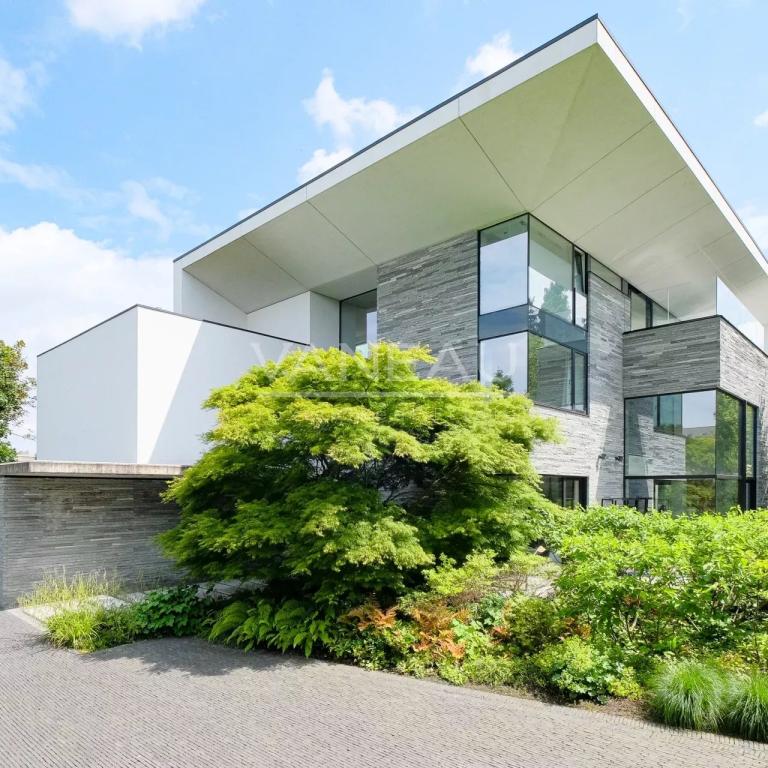 UCCLE, OBSERVATOIRE,SPLENDIDE PROPRIÉTÉ CONTEMPORAINE