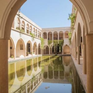 PALAIS À VENDRE AU COEUR DE LA PALMERAIE DE MARRAKECH