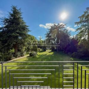 MAGNIFIQUE DEMEURE MODERNISTE DE 615M²