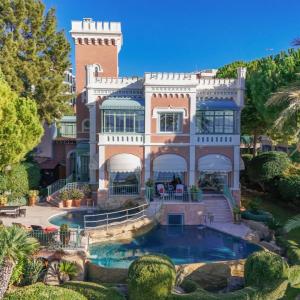 Cap D'Antibes, Chateau de la Vigie à Vendre
