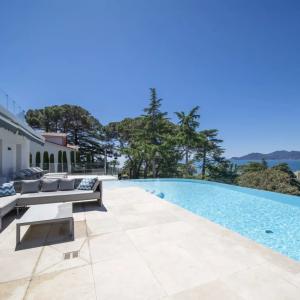 Cannes Luxueuse Villa vue mer panoramique à vendre