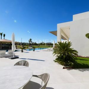 Maison de Maitre A proximité des 3 golfs