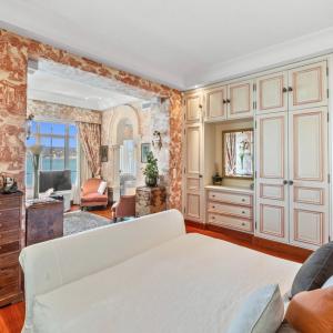 Cap D'Antibes, Chateau de la Vigie à Vendre