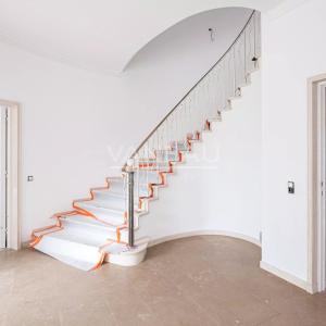 MAGNIFIQUE DEMEURE MODERNISTE DE 615M²
