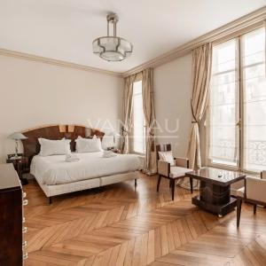 Paris XVIe - Trocadéro - Vue monuments.