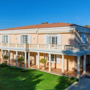 CAP D'ANTIBES - VILLA BELLA VISTA À VENDRE