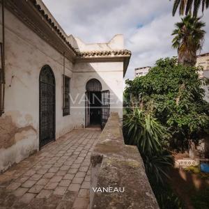 Villa Historique Classée - 470m² / 1273 m² - Mers Sultan, Casablanca