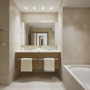 Cannes Croisette - Appartement 3 pièces rénové vue mer à vendre