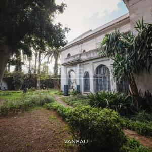 Villa Historique Classée - 470m² / 1273 m² - Mers Sultan, Casablanca