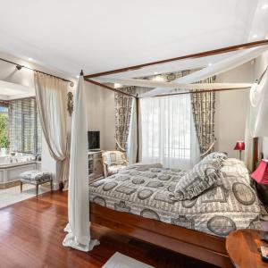 Cap D'Antibes, Chateau de la Vigie à Vendre