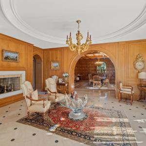 CAP D'ANTIBES - VILLA BELLA VISTA À VENDRE