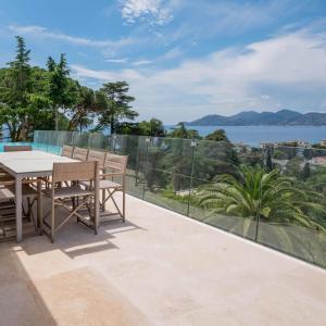 Cannes Luxueuse Villa vue mer panoramique à vendre