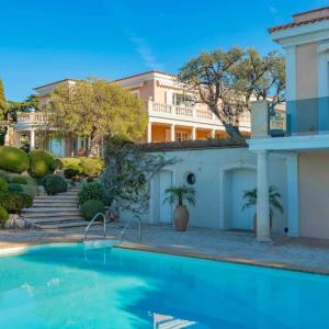 CAP D'ANTIBES - VILLA BELLA VISTA À VENDRE