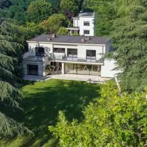 MAGNIFIQUE DEMEURE MODERNISTE DE 615M²