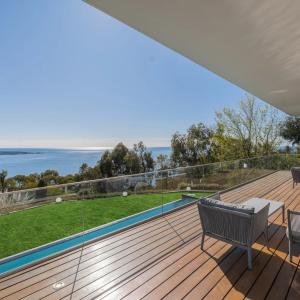 SUPER CANNES  VILLA CONTEMPORAINE VUE MER A VENDRE