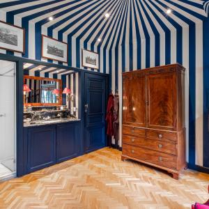 Château édifié en 1756 sur un terrain de 5.9 hectares