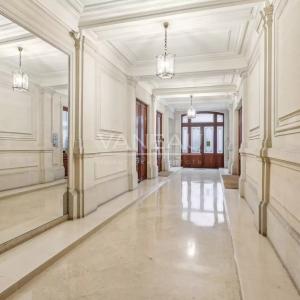 PARIS VIIIe - Triangle d'Or - Magnifique appartement familial et