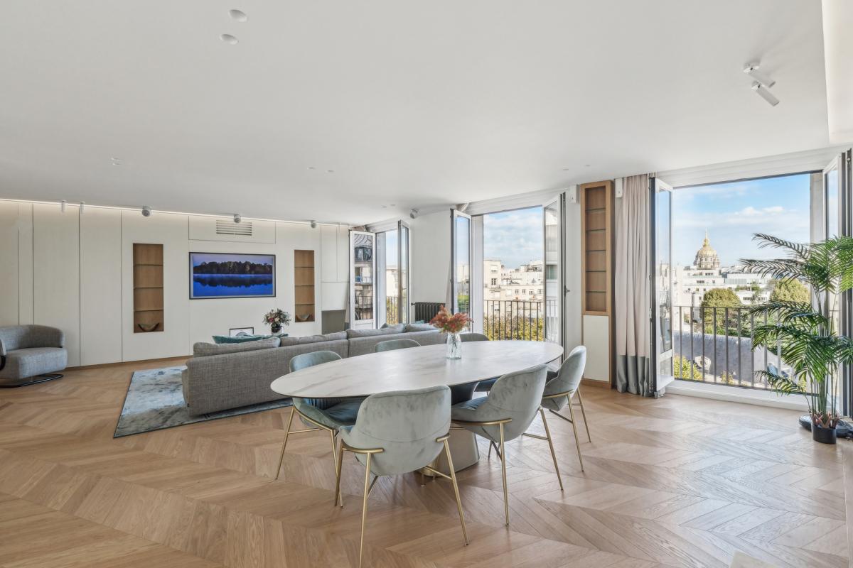 Appartement parisien de prestige avec vue Invalides