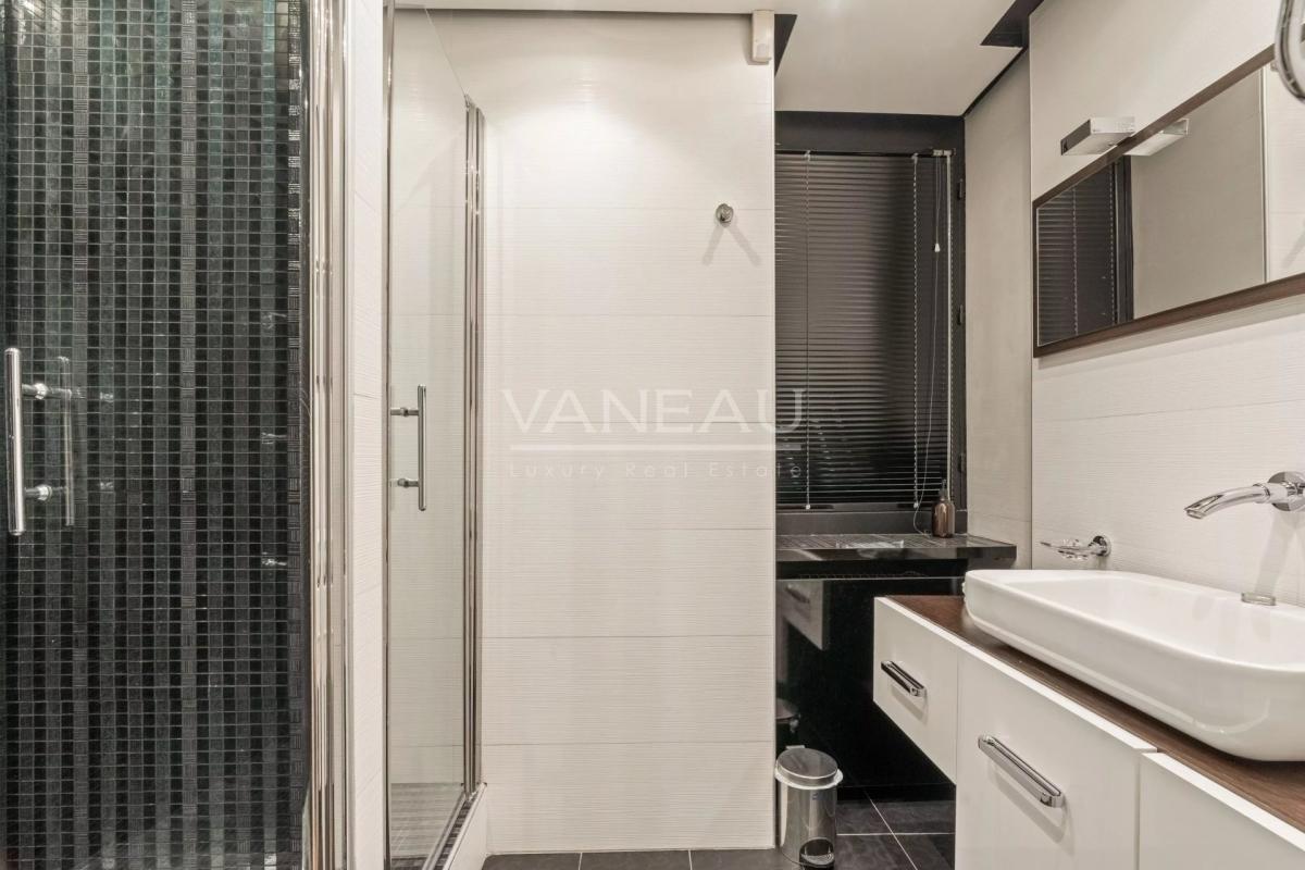 Paris XVIe - Trocadéro - Vue monuments.