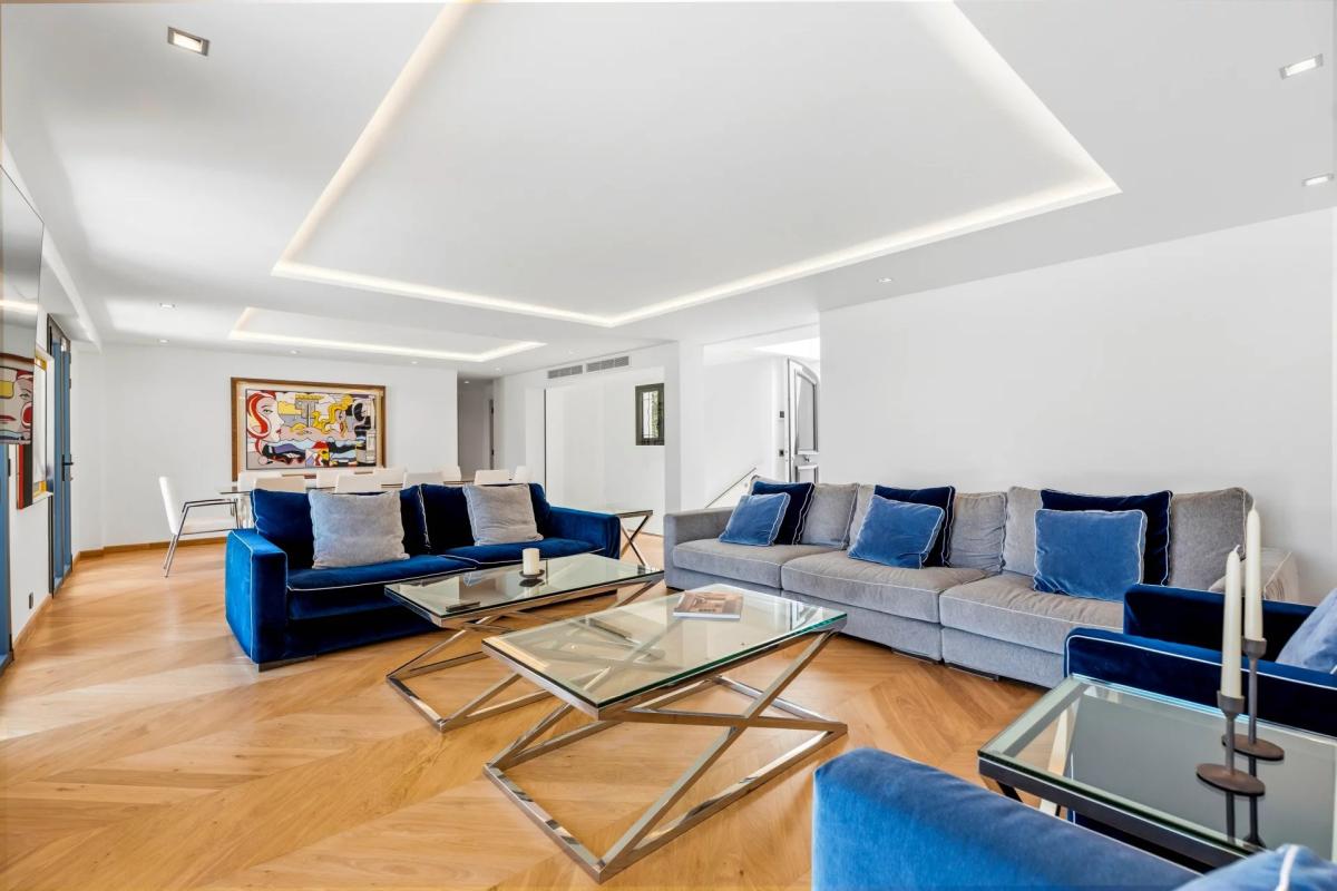 Cannes Luxueuse Villa vue mer panoramique à vendre