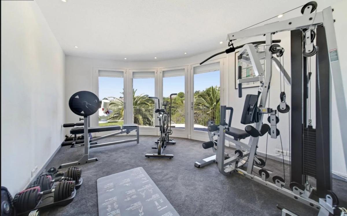 Cannes Luxueuse Villa vue mer panoramique à vendre