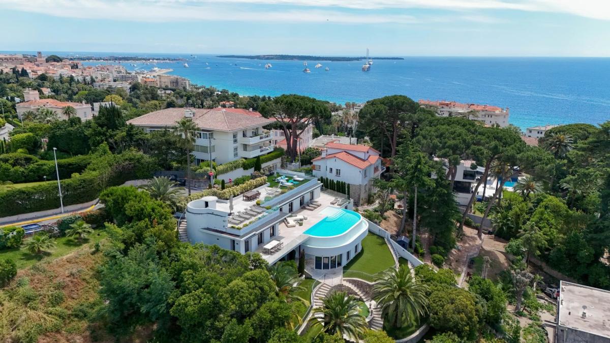 Cannes Luxueuse Villa vue mer panoramique à vendre