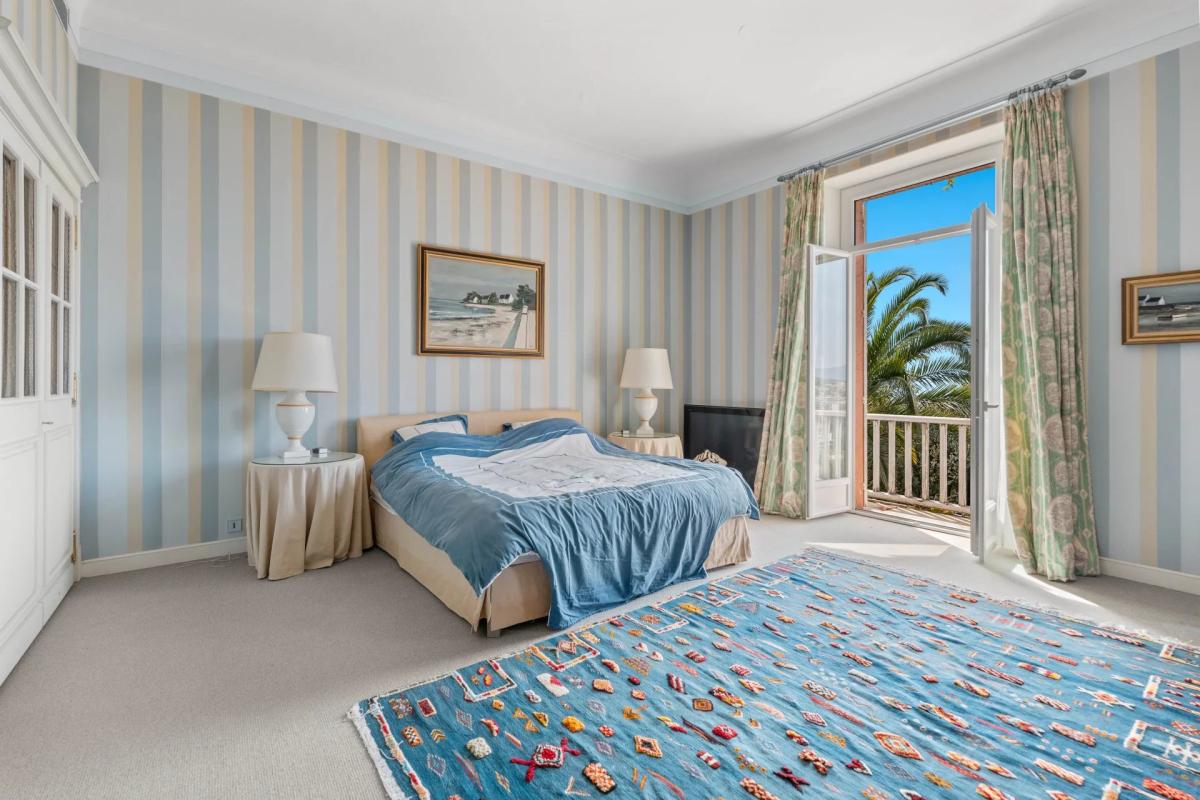 Cannes -  Villa Belle époque avec vue mer panoramique à vendre