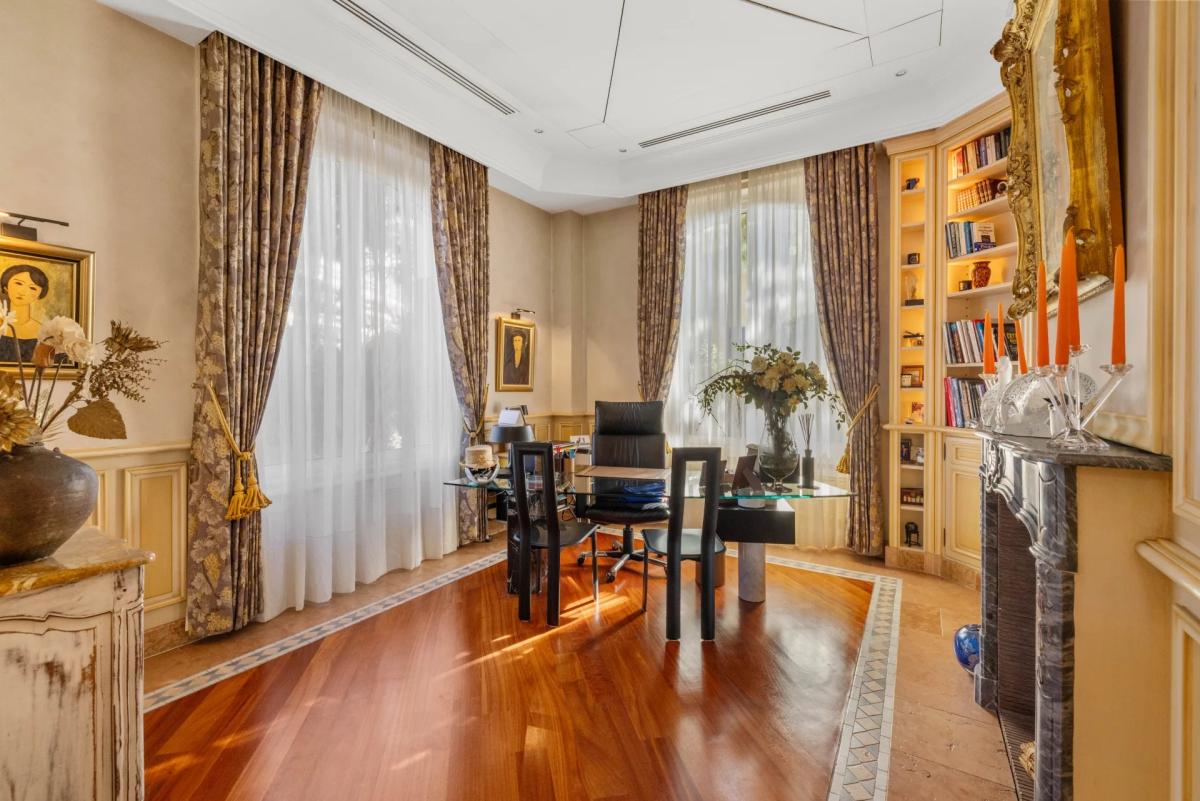 Cap D'Antibes, Chateau de la Vigie à Vendre