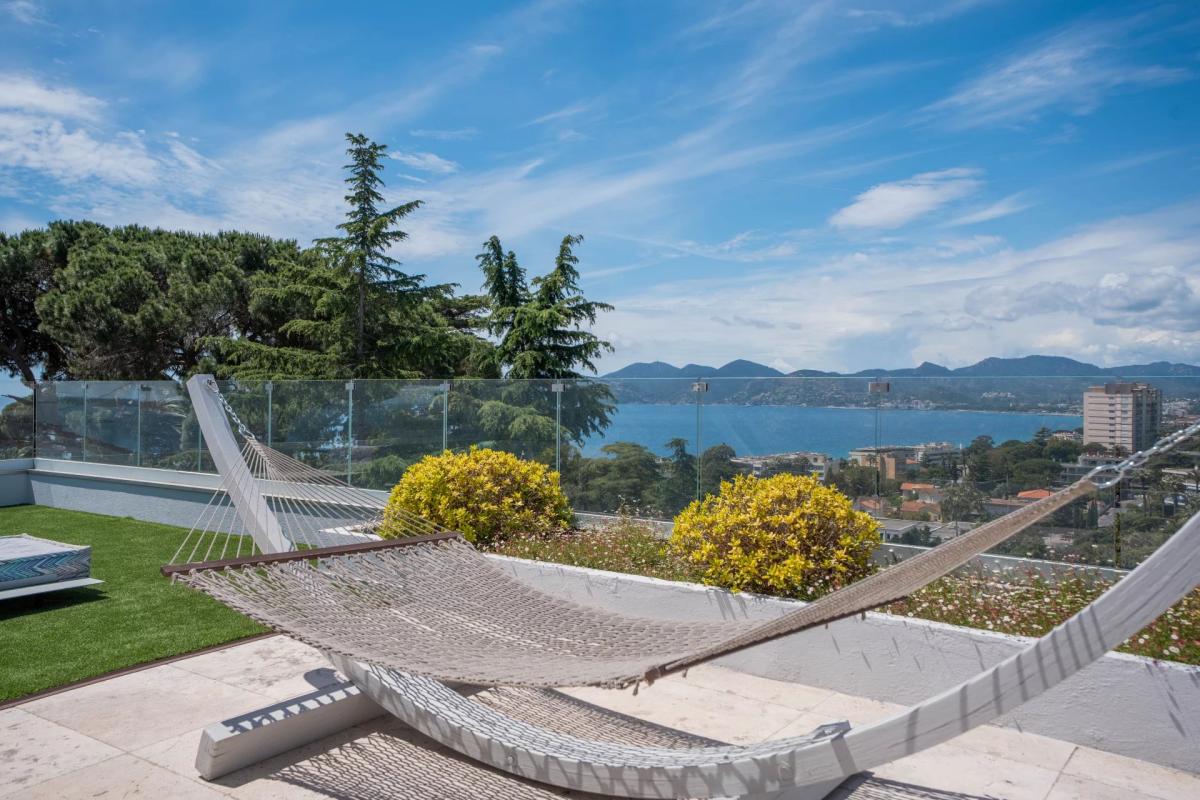Cannes Luxueuse Villa vue mer panoramique à vendre