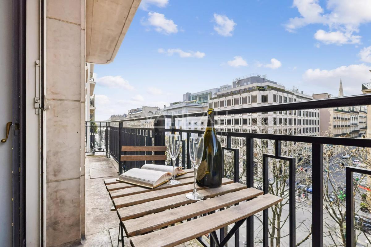 Triangle d'or - Montaigne - Appartement de réception.