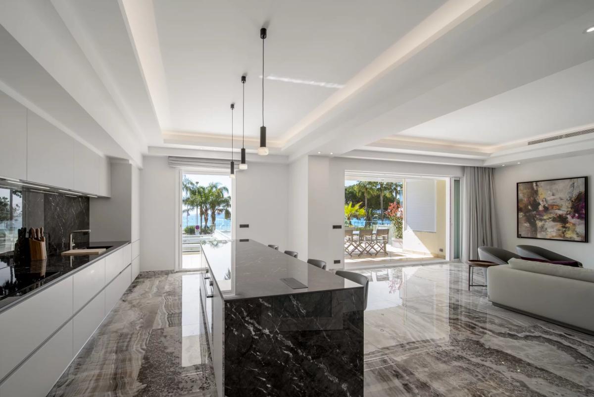 Appartement à vendre CANNES - Croisette