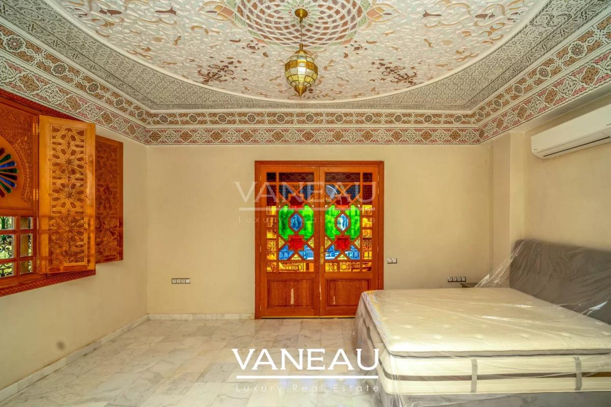 Villa aux allures de palais avec autorisation de maison d'hôtes 