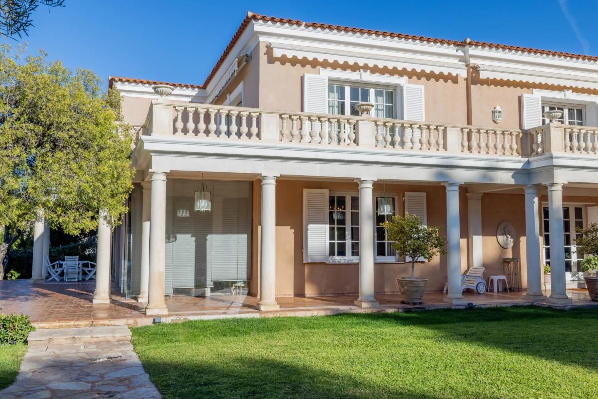 CAP D'ANTIBES - VILLA BELLA VISTA À VENDRE