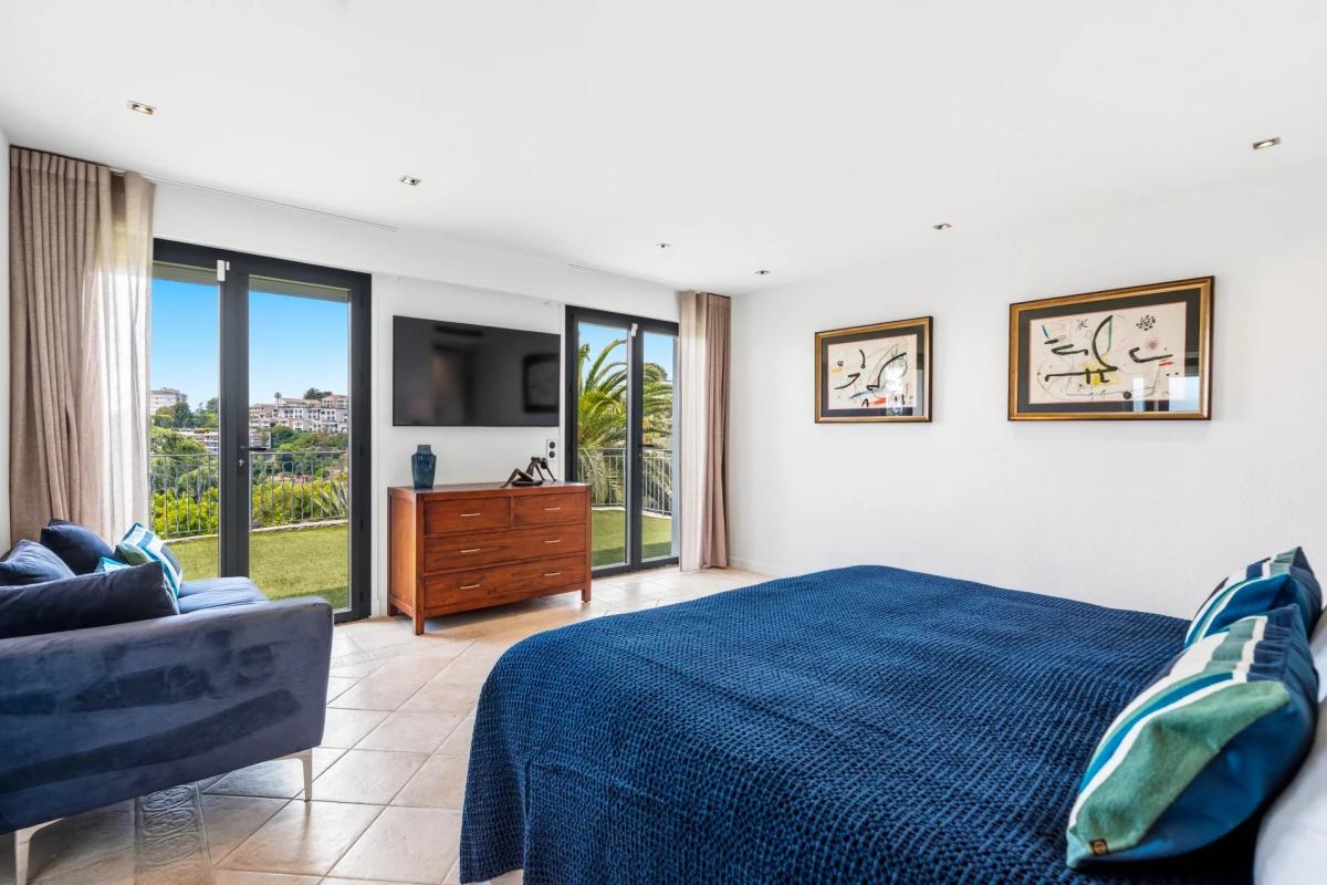 Cannes Luxueuse Villa vue mer panoramique à vendre