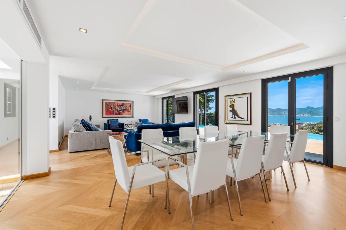 Cannes Luxueuse Villa vue mer panoramique à vendre