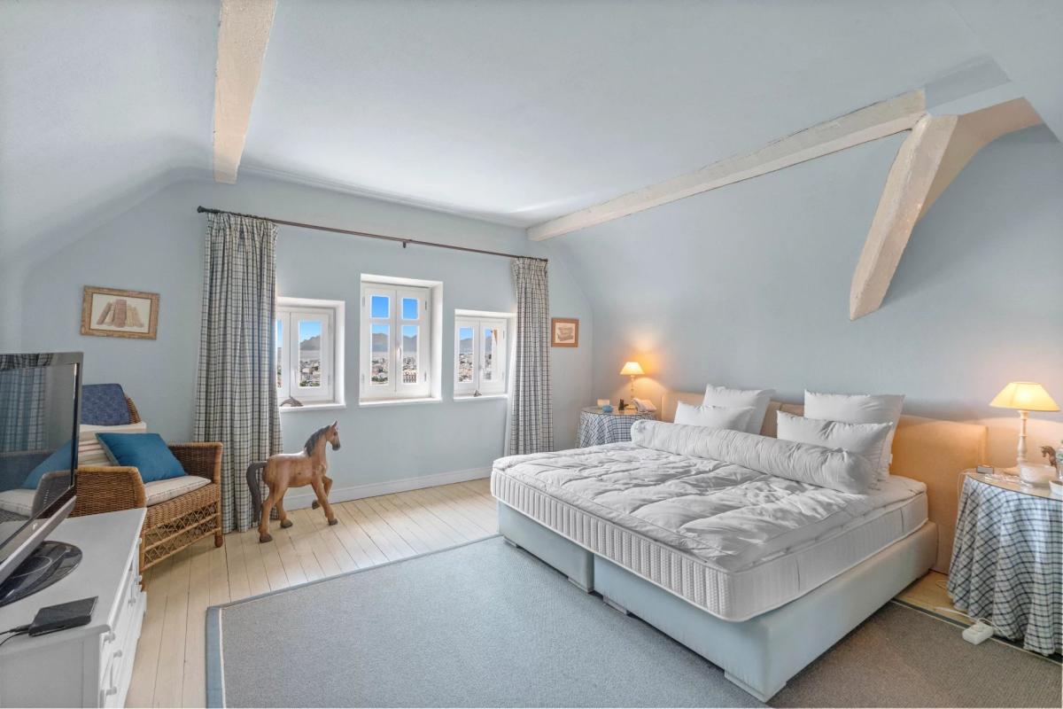 Cannes -  Villa Belle époque avec vue mer panoramique à vendre