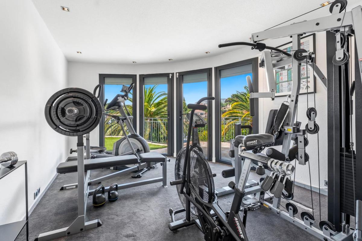 Cannes Luxueuse Villa vue mer panoramique à vendre