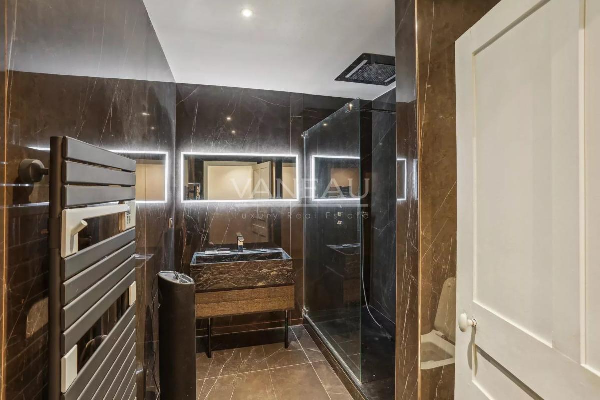 Neuilly-sur-Seine - Perronet - Hôtel Particulier -8 - pièces-Ter