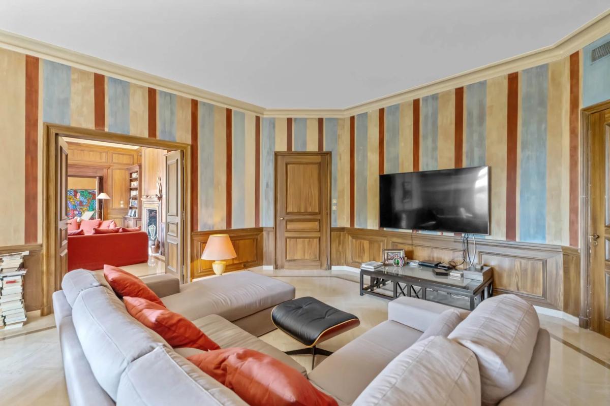 Cannes -  Villa Belle époque avec vue mer panoramique à vendre