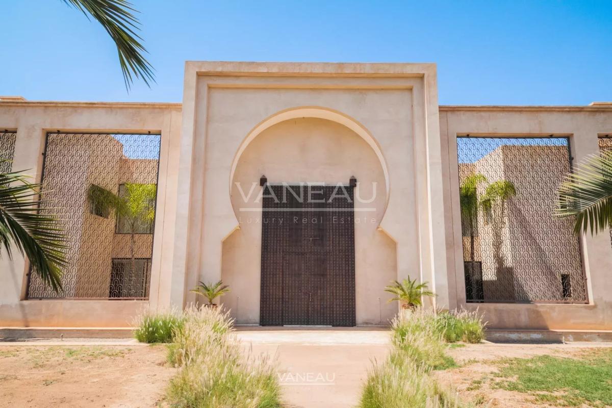 PALAIS À VENDRE AU COEUR DE LA PALMERAIE DE MARRAKECH