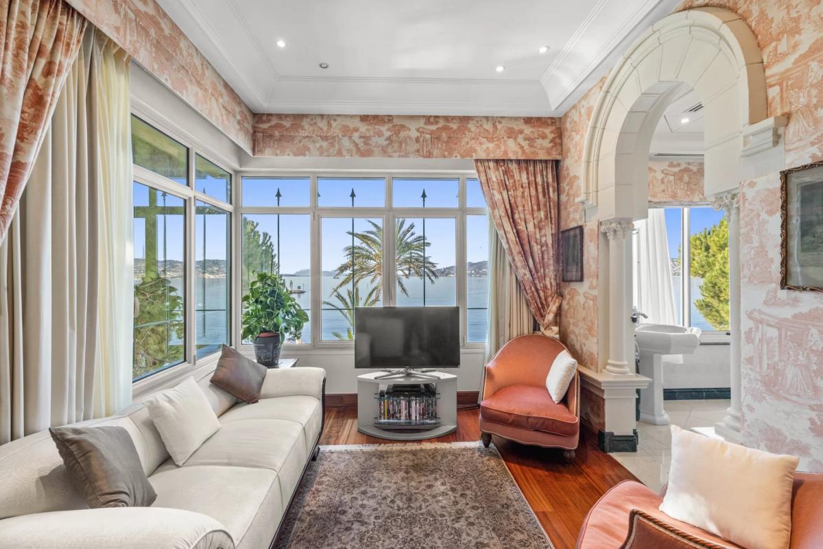 Cap D'Antibes, Chateau de la Vigie à Vendre