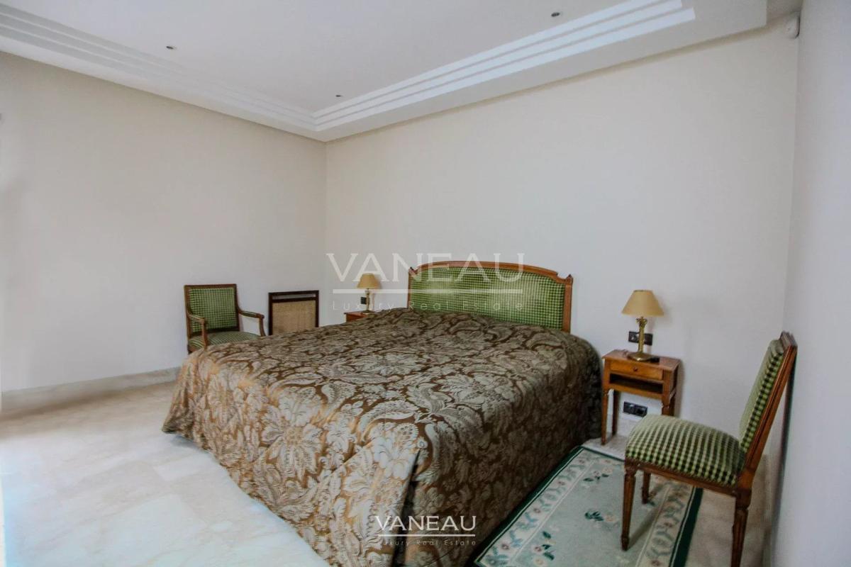 SOMPTUEUSE PROPRIÉTÉ DOMINANT LA MER À VENDRE SUR TANGER