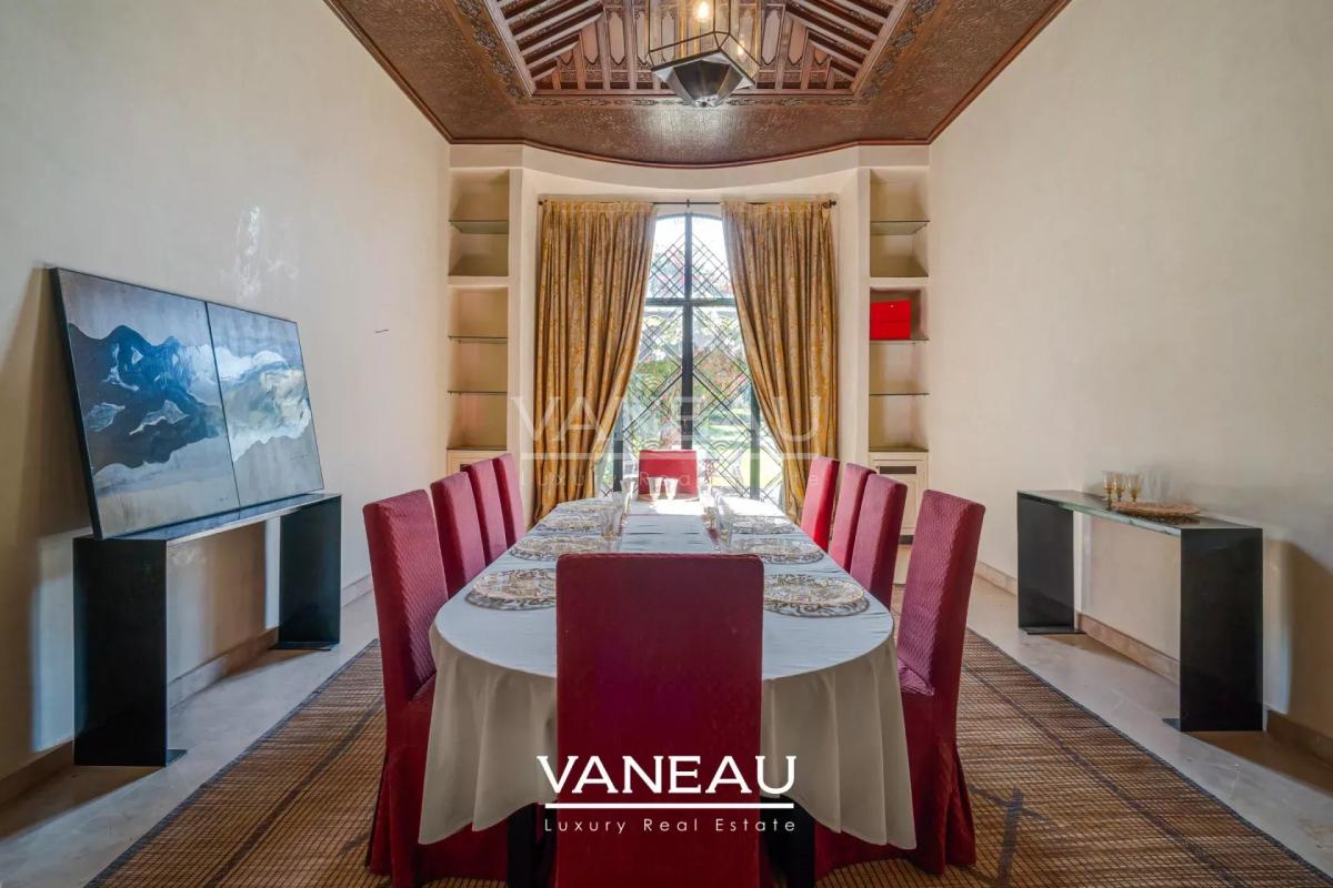 Harmonieux mélange d'une Villa et d'un Riad